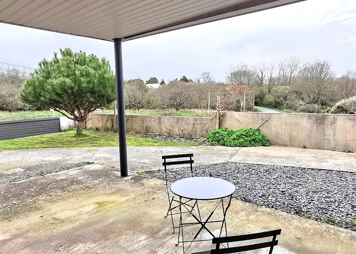 Couleur Proche De La Nyaraló Brem-Sur-Mer